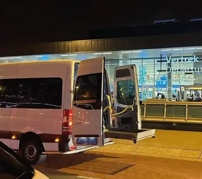 Rolstoeltaxi Schiphol Beverwijk